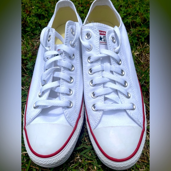 Classic Converse All Star Low Top - Picture 1 of 3